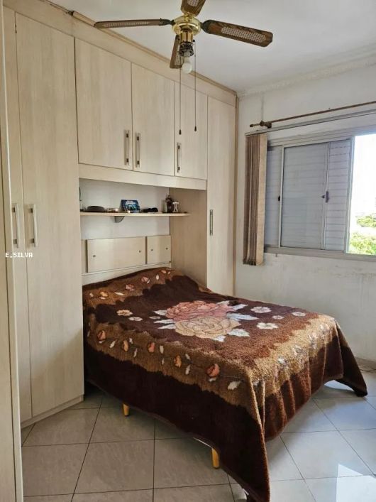Apartamento para Venda em Osasco, Santo Antônio, 2 dormitórios, 1 banheiro, 1 vaga