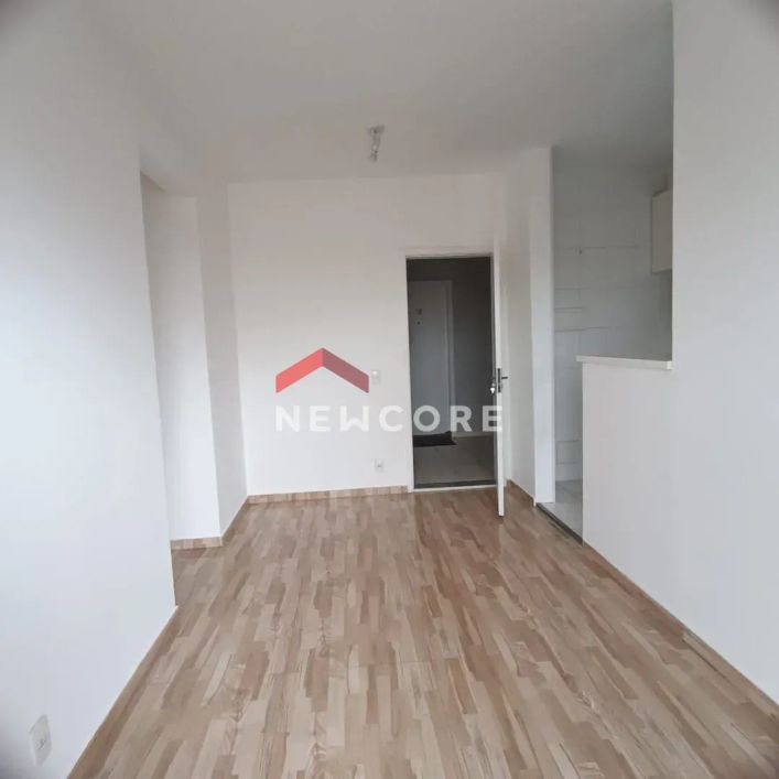 Apartamento em Avenida José Lopez Lázaro - Presidente Altino - Osasco/SP