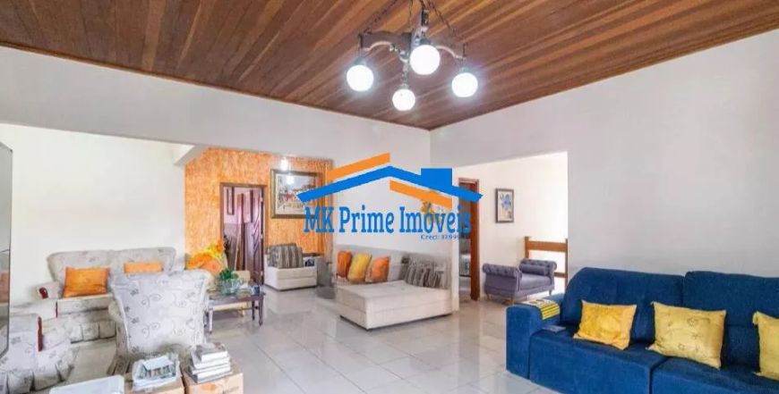 Sobrado 400m², 6 quartos e 6 vagas City Bussocaba