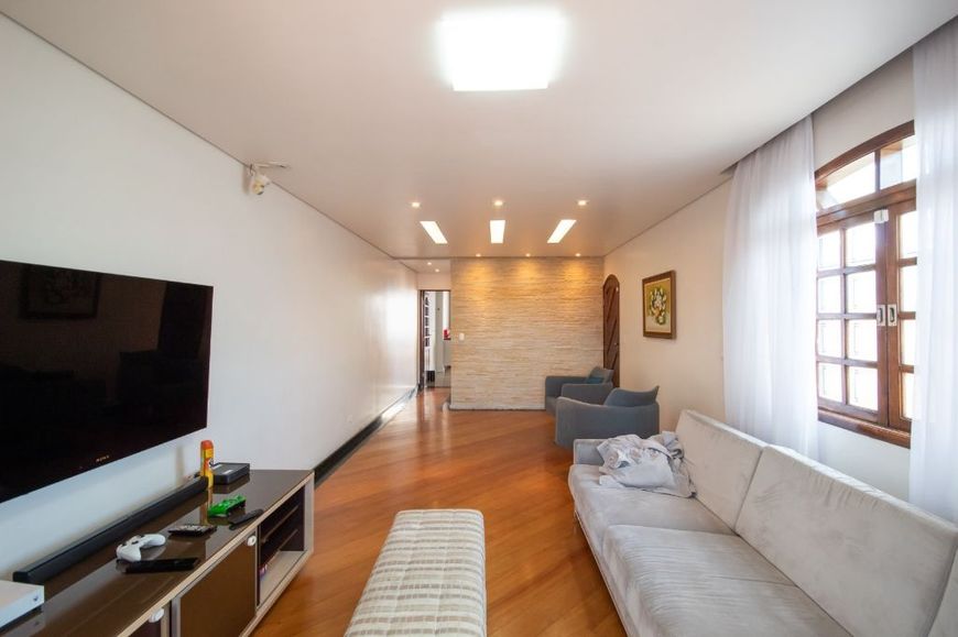 Sobrado à venda no Umuarama Osasco