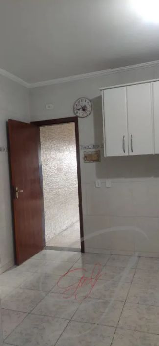Casa à venda em Osasco-SP, Jardim D'abril: 3 quartos, 3 suítes, 2 salas, 3 banheiros, 4 vagas, 180m²