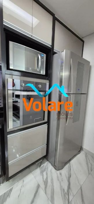 Imperdível oportunidade: Apartamento à venda no Continental, Osasco-SP! 2 quartos, 1 suíte, 2 salas,