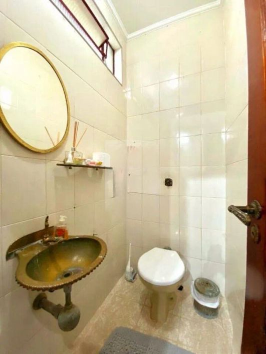 Sobrado para venda com 3 quartos, sendo 1 suíte, 265m²