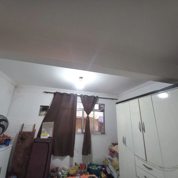 Sobrado para venda com 4 quartos, sendo 1 suíte, 180m²