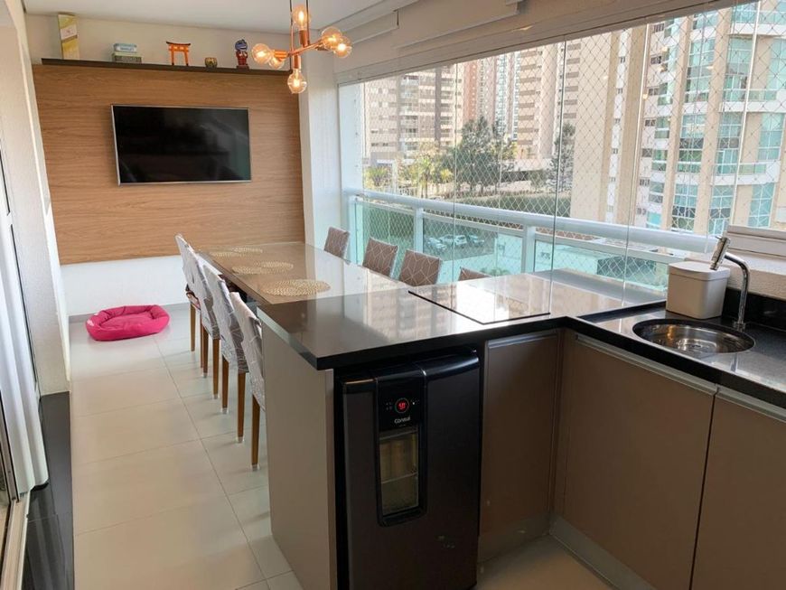 NÃO PERCA! LINDO APARTAMENTO NO EXCLUSIVO CONDOMÍNIO LE CHAMPS. VISTA PARA O CLUBE DE GOLF SÃO FRANC
