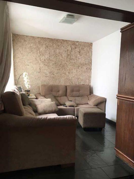EXCELENTE Casa a venda no Parque continental