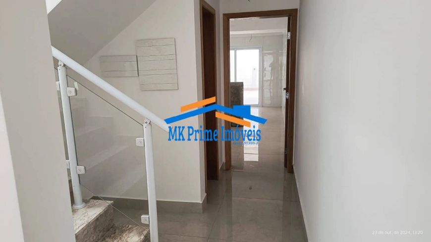 Imóvel com 3 dormitórios sendo 02 suíte e 4 vagas de garagem.