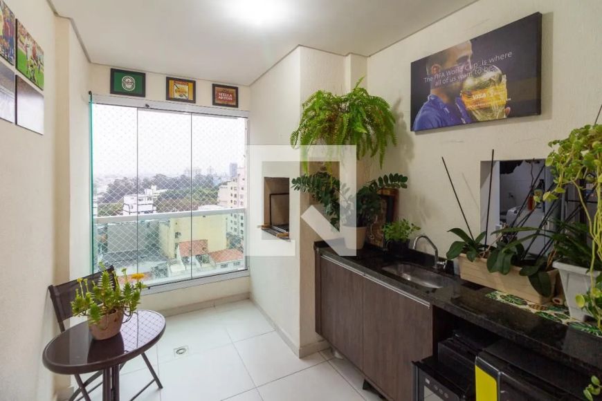 Apartamento com 2 quartos (1 Suíte) à venda em Vila Yara, 2 vagas.