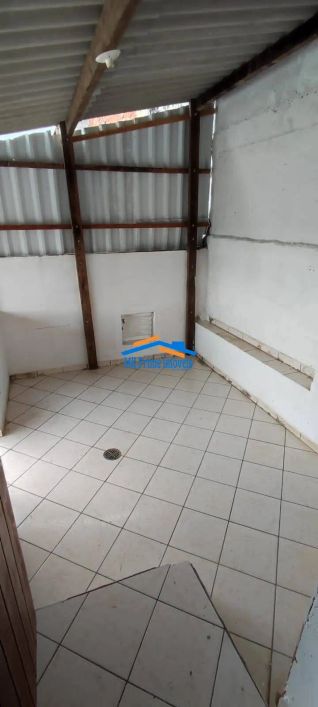 Excelente casa pra moradia e investimento-Osasco