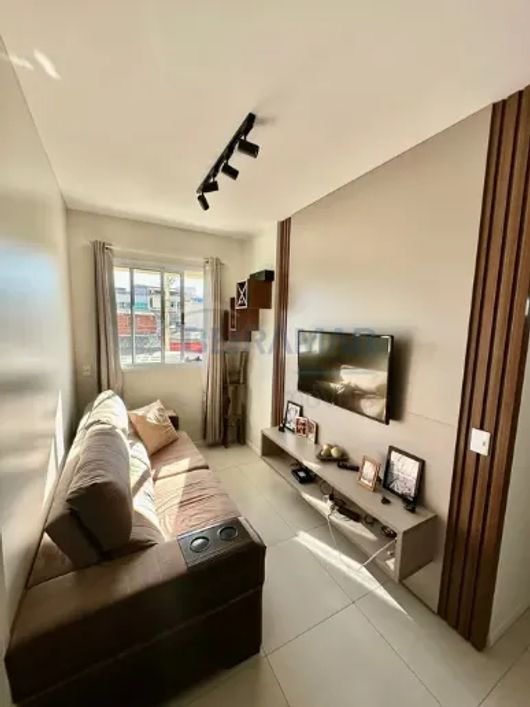 Apartamento 2 quartos, 1 vaga à Venda na QE 38 - Guara II