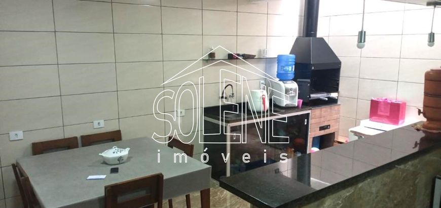 SOBRADO A VENDA COM EXCELENTE ACABAMENTO NO BAIRRO SANTA MARIA COM 282,91M² DE ÁREA ÚITL, 3 DORMITOR