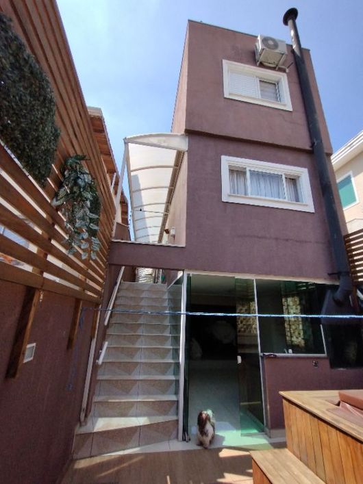 Sobrado à venda no Novo Osasco com por R$ 800.000,00