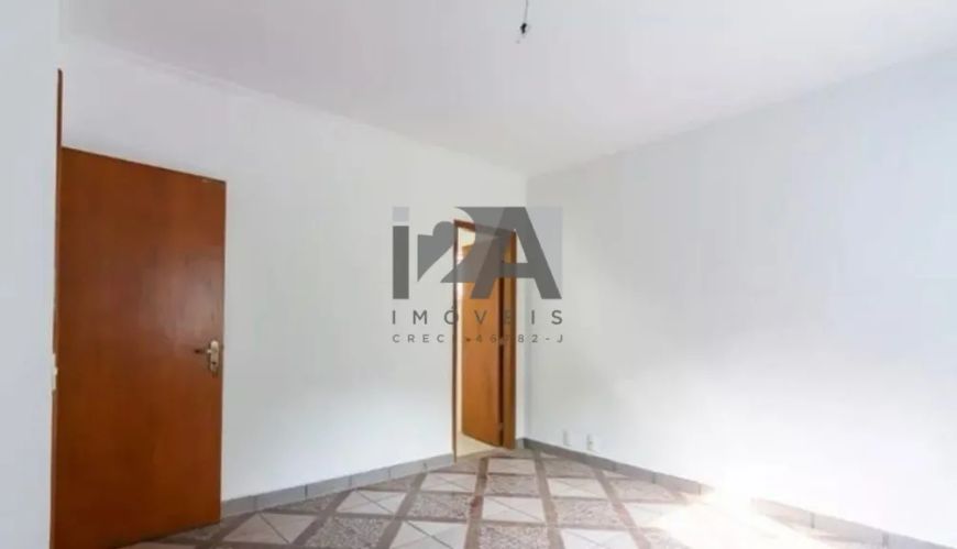 Casa comercial / residencial 3 dormitórios, 3 banheiros, 4 vagas - Vila Campesina Osasco