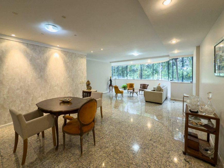 LINDO APARTAMENTO NASCENTE, COM VAGA, VISTA LIVRE E COBERTURA COLETIVA, À VENDA NA SQN 110!