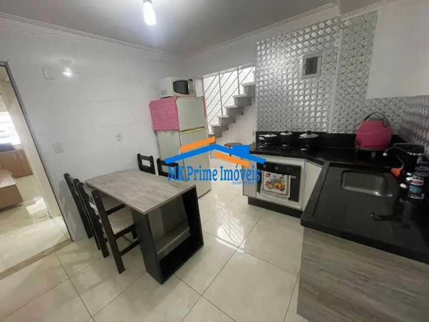 Casa para Renda c/ 200m² (c/3 casas) e 2 vagas na Cidade das Flores