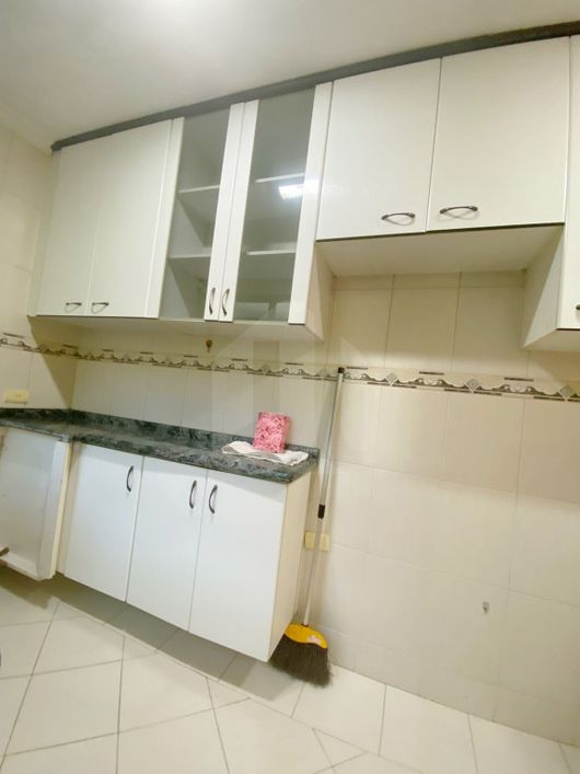 Casa 189m² à venda com 3 quartos e 3 vagas de garagem