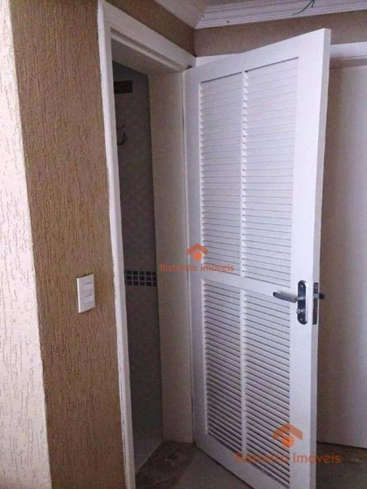 Sobrado com 3 dormitórios à venda, 136 m² por R$ 820.000,00 - Bela Vista - Osasco/SP