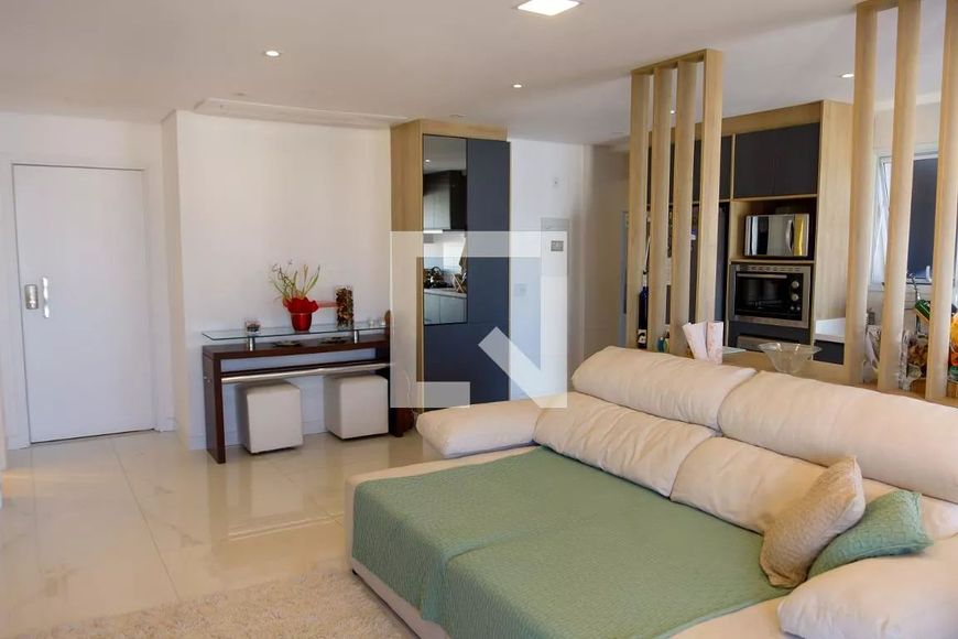 Apartamento, 2 quartos (2 suítes), à venda na Vila Osasco, com 2 vagas