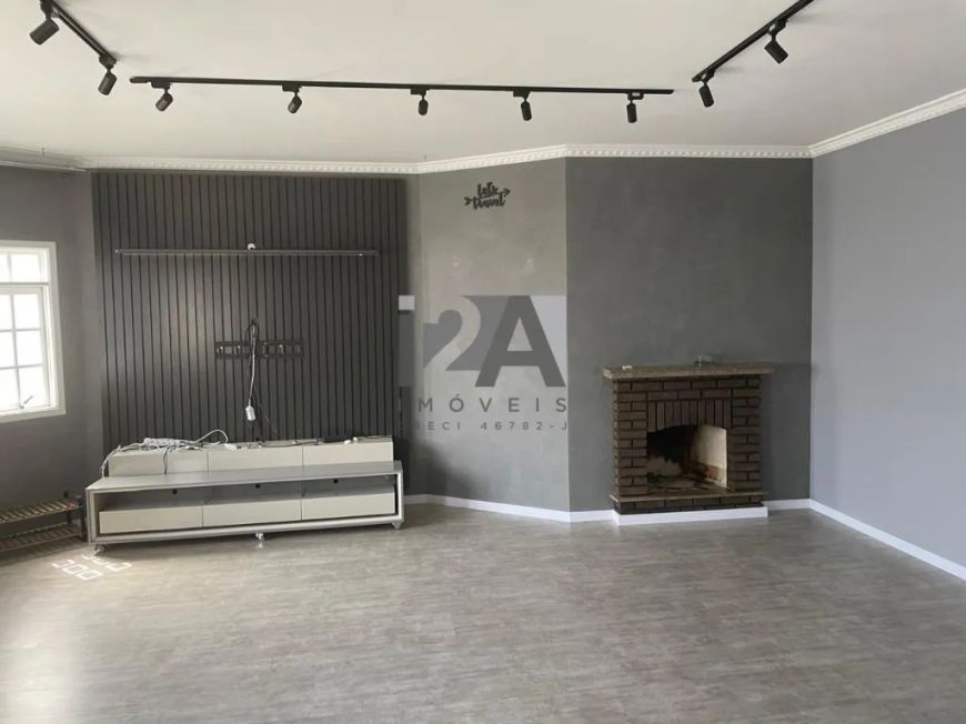Casa a venda com 4 dormitórios, 4 banheiros, 4 vagas - Agalgiza