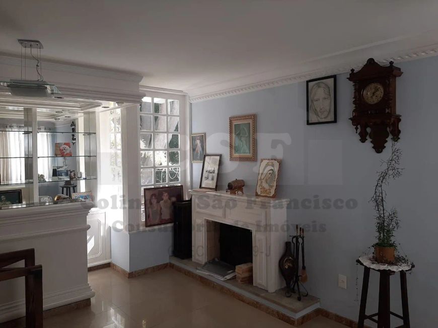 Imponente residência de alto padrão com 6 quartos e 3 suítes no bairro Adalgisa, Osasco-SP - Conheça