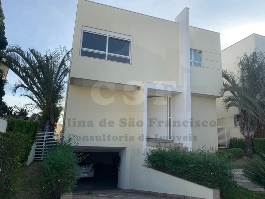 Casa com 400m² de construção, Lareira, 4 Suites, Garagem para 7 carros - Vila São Francisco - SP