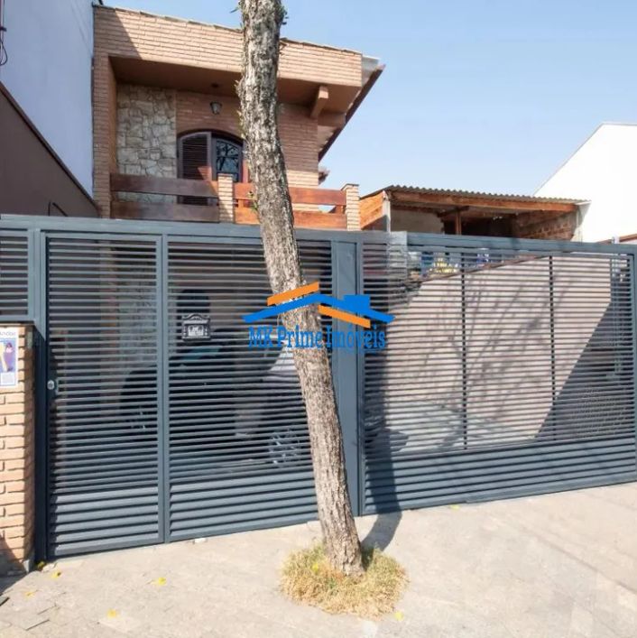Sobrado com 200m², 5 quartos e 2 vagas - Jardim Dábril