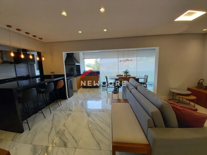 Apartamento em Avenida Doutor Martin Luther King - Umuarama - Osasco/SP