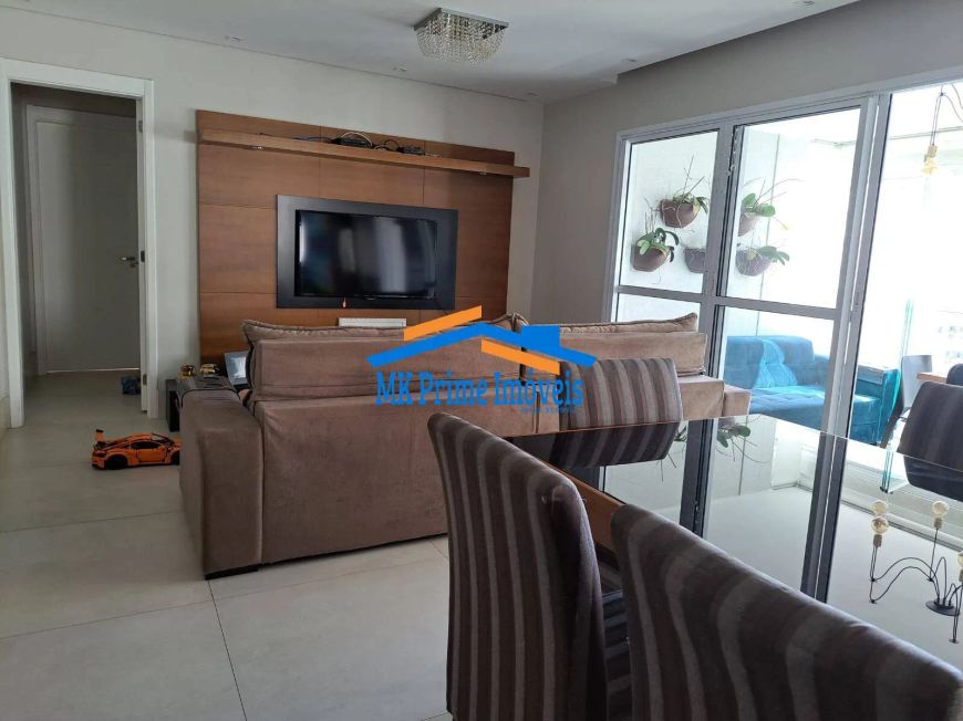 Apartamento 125m² com 3 suítes no Jardins do Brasil.