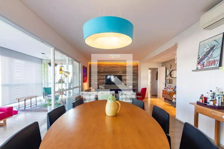 Apartamento, 3 quartos (3 suítes), à venda em Umuarama, com 3 vagas