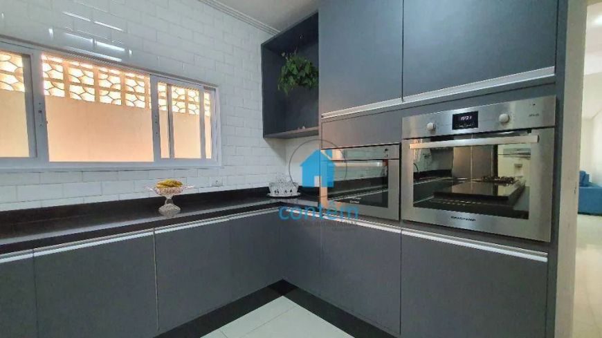 Sobrado com 4 dormitórios à venda, 262 m² por R$ 980.000,00 - Vila Osasco - Osasco/SP