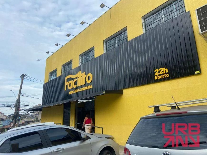 Galpão/Depósito/Armazém à Venda no Bairro São Pedro com Área de 382m²
