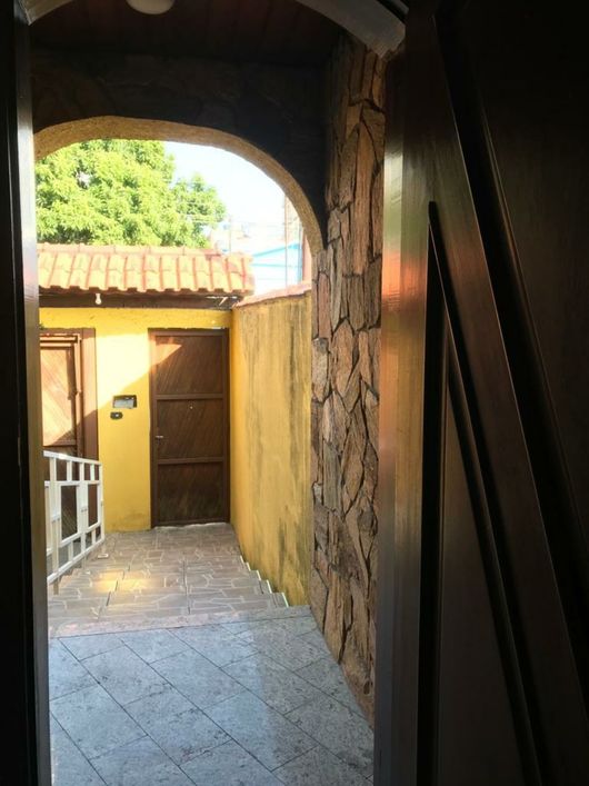 CASA RESIDENCIAL em Osasco - SP, Quitaúna