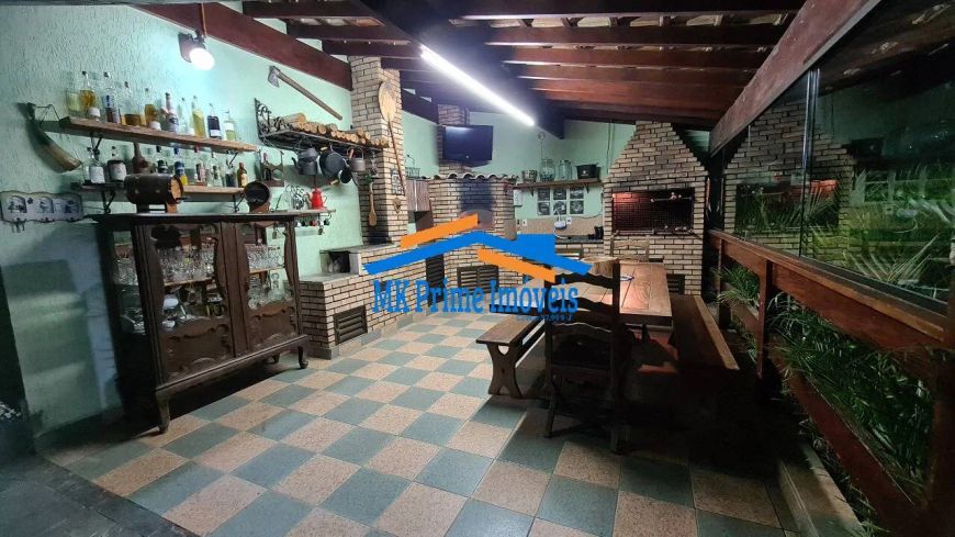 Casa Térrea com 2 Quartos e 2 banheiros à Venda com 330 m² - Bela Vista Osa