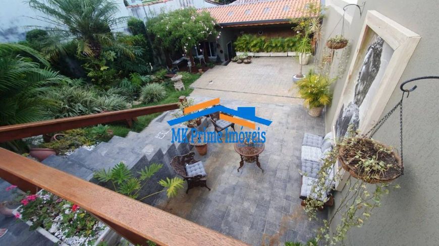 Casa Térrea com 2 Quartos e 2 banheiros à Venda com 330 m² - Bela Vista Osa