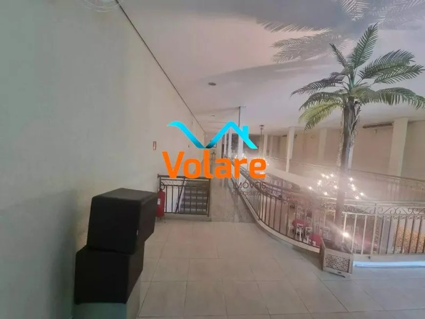 Excelente oportunidade! Salão comercial à venda em Osasco-SP, Centro - 2 salas, 4 banheiros, 267m².