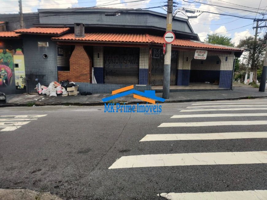 Terreno de 384m² com salões comerciais na Vila Osasco- OSASCO.