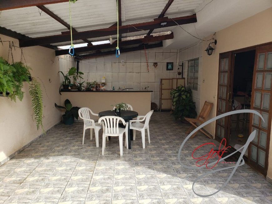 CASA A VENDA NO BAIRRO JARDIM DAS FLORES