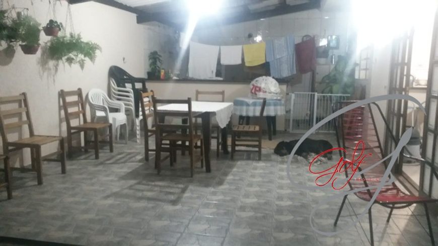 CASA A VENDA NO BAIRRO JARDIM DAS FLORES