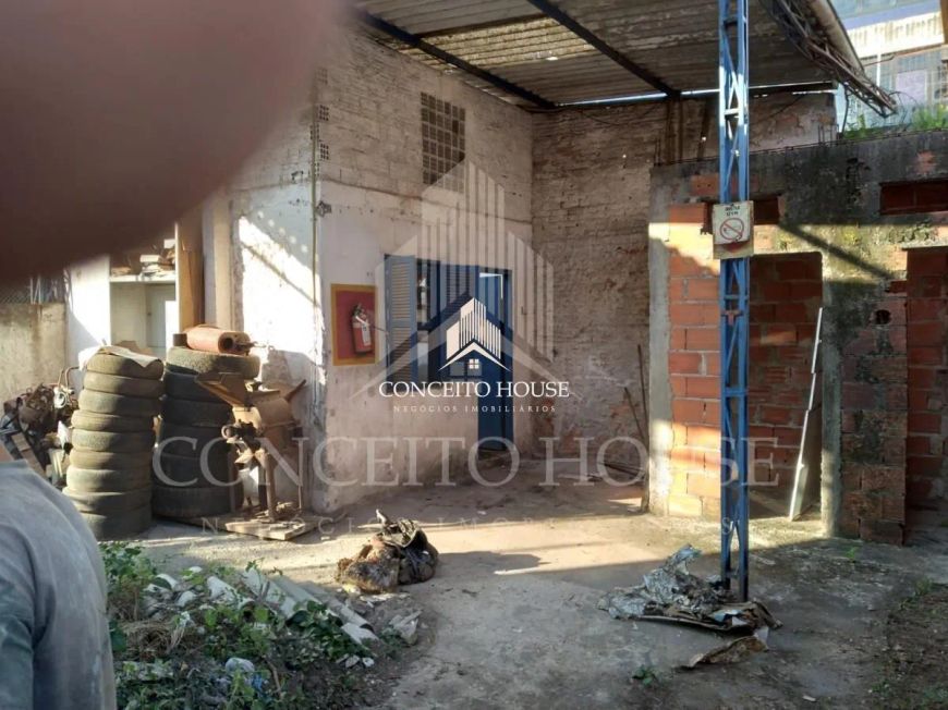 Terreno localizado na Rua Cipriano Tavares, Centro , Osasco - SP.