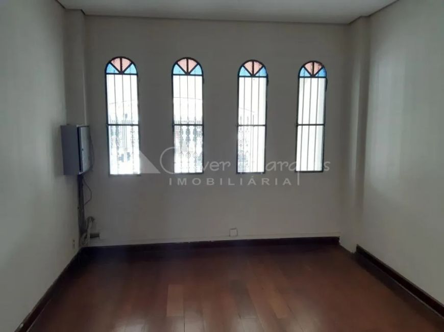 Sobrado de 3 dormitórios com suíte na Vila Yara, Osasco