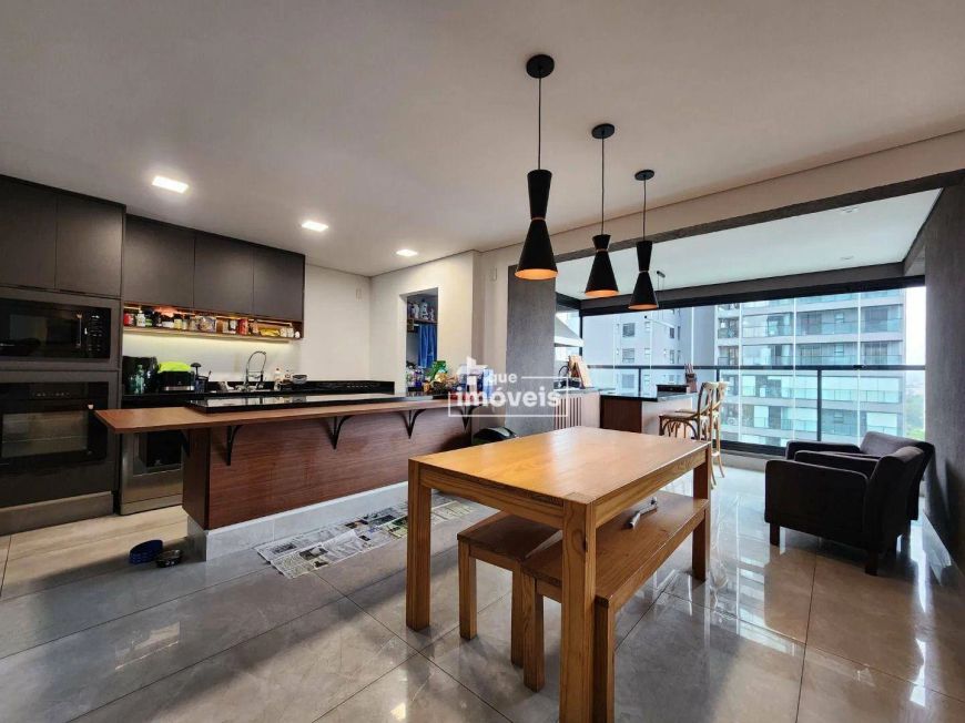 Apartamento com 1 Quarto e 3 banheiros à Venda, 106 m²