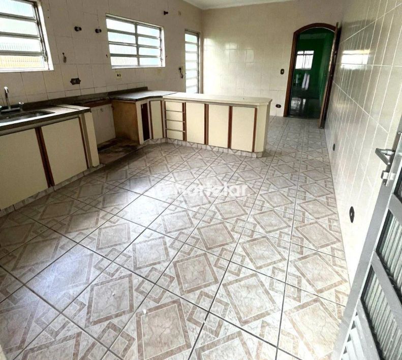 Sobrado com 5 dormitórios à venda, 327 m² por R$ 900.000,00 - Ayrosa - Osasco/SP