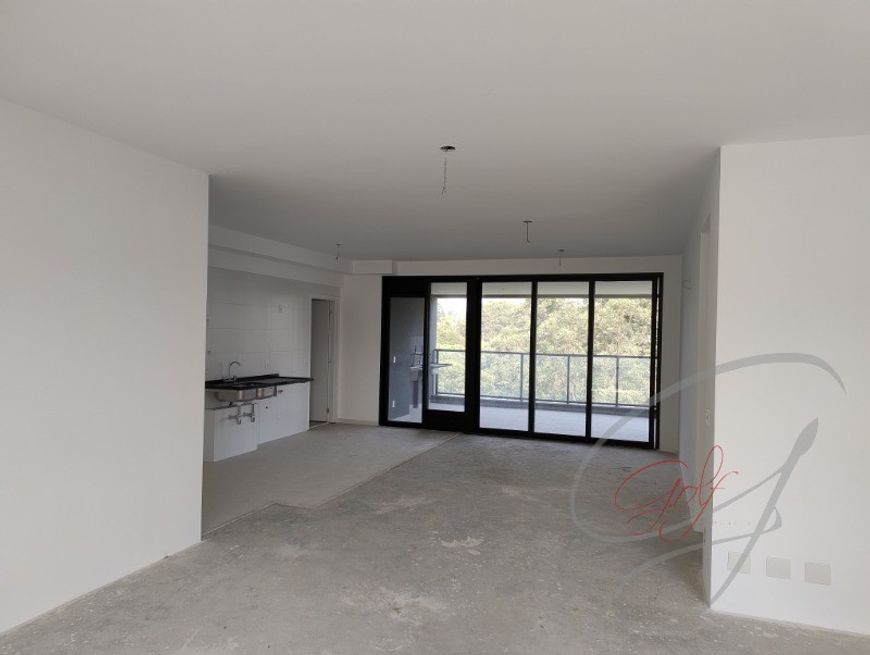 Apartamento 183 m², 3 dormitórios, condomínio Garden São Francisco, Vila São Francisco Osasco SP