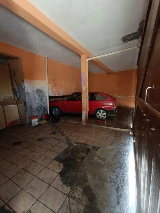Casa com Renda no bairro Vila Ayrosa é um condominio com 6 casas