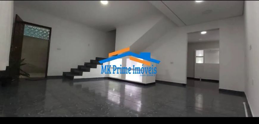 Sobrado 234m² com 3 dormitórios sendo 1 suíte