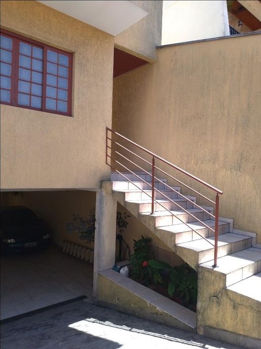 Sobrado 3 Dormitorios 1 Suite 7 Vagas Garagem