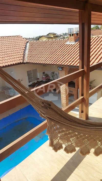 Casa à venda em Novo Osasco - Oportunidade Única!