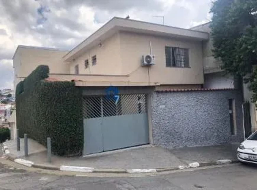 Vendo sobrado de 260 m² de área construída, no bairro Veloso, osasco, com 3 dor