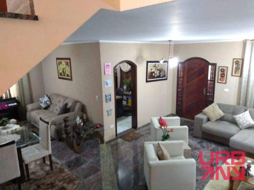 Casa residencial à venda no bairro City Bussocaba com 4 dormitórios e 475 m².