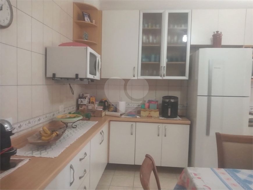 Sobrado com 5 quartos à venda em Quitaúna - SP